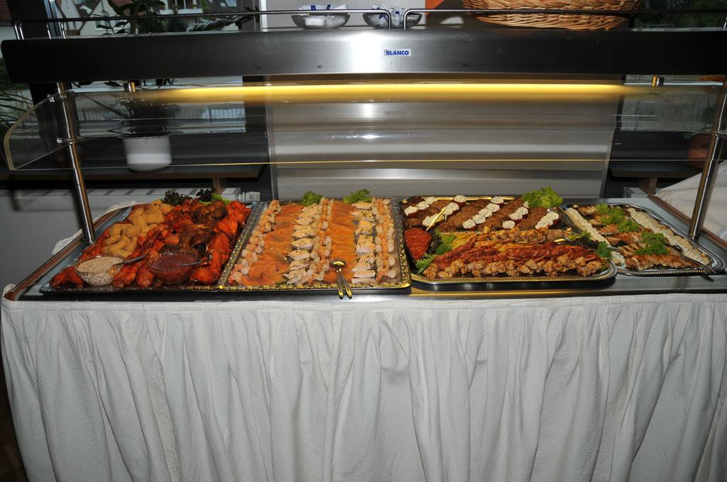 Hotel Westfaelischer Hof 2*
